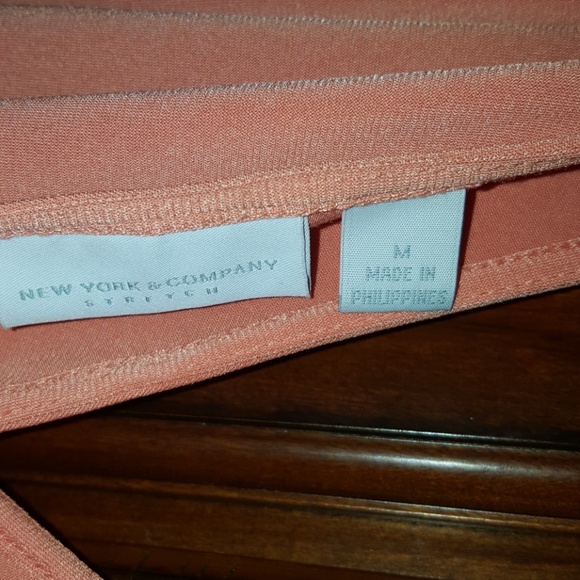 Dress - Picture 2 of 4